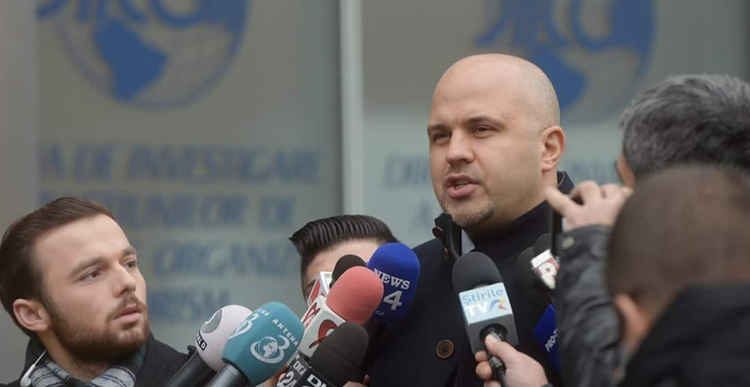 Ungureanu: Un medic a efectuat operații ilegale timp de un an