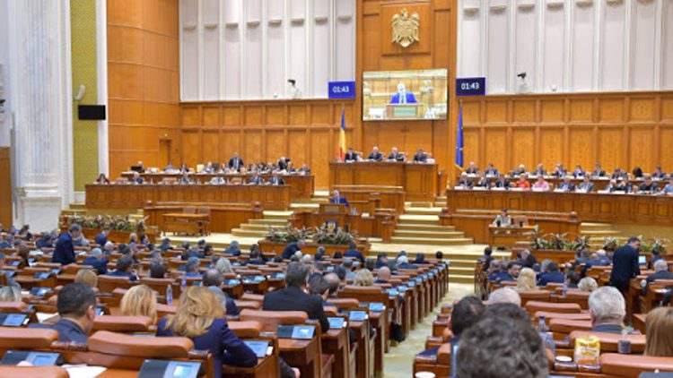 Parlamentul votează învestirea Guvernului Florin Cîțu