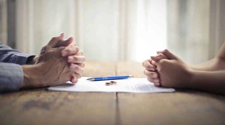 De ce nu mai pot românii divorța la notar? Decizia este definitivă